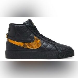 Brand new 2022 Supreme x Zoom Blazer Mid QS SB 'Black Snakeskin'